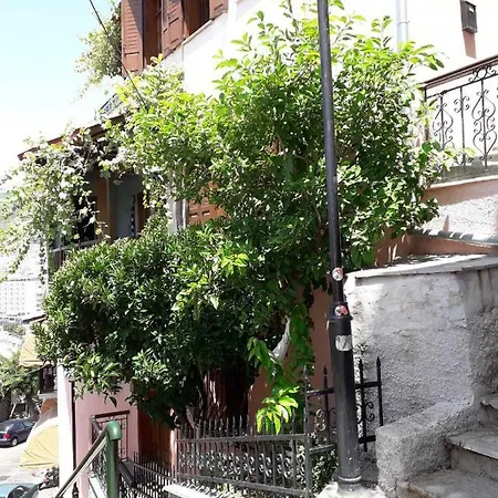 Nelly's House Апартаменты *